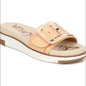 New in box Sam Edelman Ariane slides 9.5